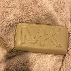 Tan MK wallet!!! Like brand new just have too many